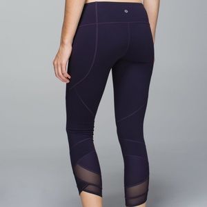 Lululemon Emerge Renewed Crop